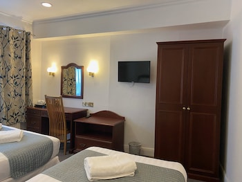 Standard Triple Room, Ensuite (for up to 3 people)