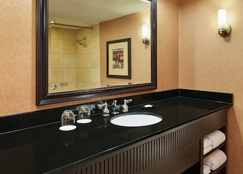 Junior Suite, 1 King Bed with Sofa bed