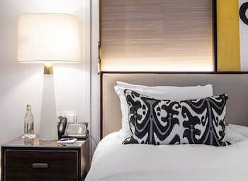 Suite (The Abel)