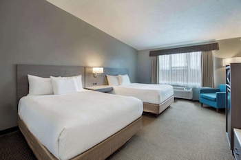 Standard Room, 2 Queen Beds, Non Smoking, Microwave