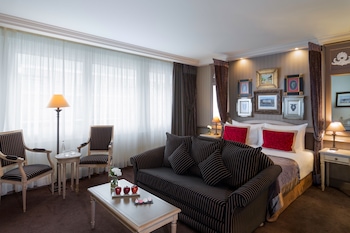 Executive Triple Room