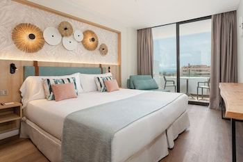 Standard Room, Pool View (2 adults and 1 child)