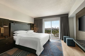 Suite, 1 King Bed, Non Smoking, City View