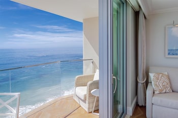 Premium Studio, 1 King Bed, Oceanfront