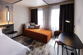 Superior Room, 1 Queen Bed with Sofa bed