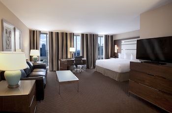 Junior Suite, 1 King Bed with Sofa bed