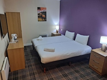 Club Twin Room Without a Window
