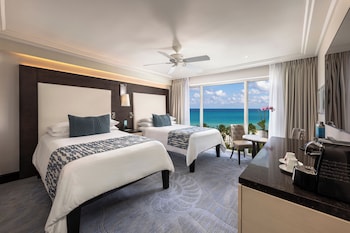 Room, 2 Double Beds, Ocean View