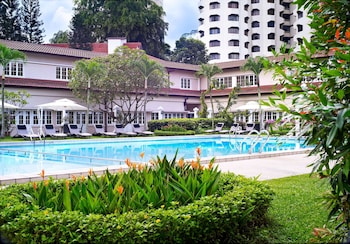 Poolside Suite - Max. 3 pax in total