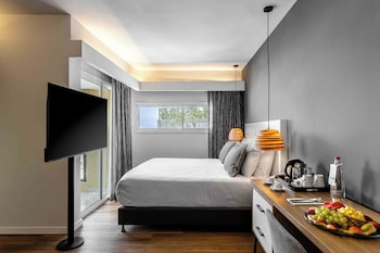 Deluxe Studio, Balcony
