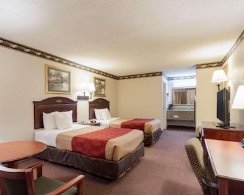 Standard Room, 2 Double Beds, Non Smoking