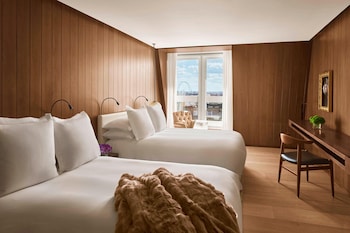 Loft, 2 Twin Beds