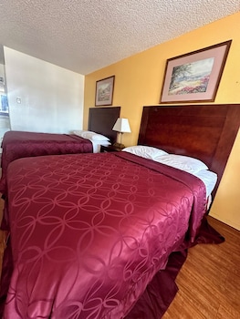Standard Room, 2 Queen Beds, Non Smoking