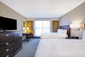 Room, 2 Queen Beds, Accessible (Hearing)