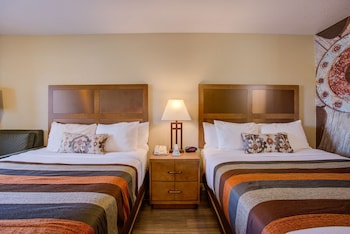 Standard Room, 2 Queen Beds, Non Smoking, Patio