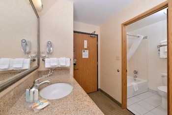 Standard Room, 2 Queen Beds, Non Smoking