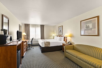 Standard Room, 1 King Bed, Non Smoking