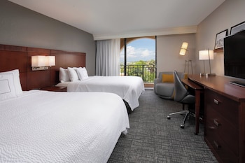 Room, 2 Queen Beds, Balcony