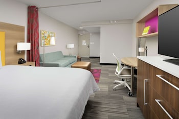 Studio, 1 King Bed, Accessible (Hearing)