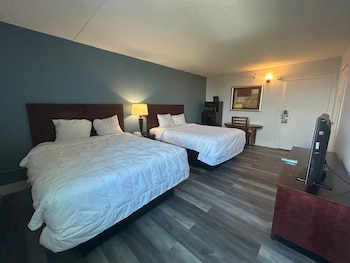 Standard Room, 2 Queen Beds, Non Smoking