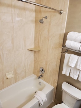 Standard Double Room, 2 Queen Beds