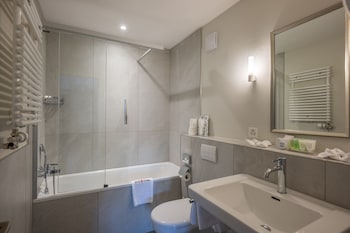 Junior Suite with Eiger View