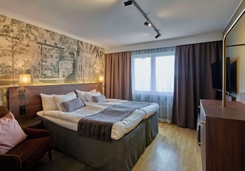 Suite (Master)