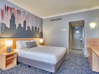 Classic Room, 1 Queen Bed