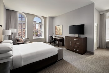 Superior Room, 1 King Bed, Tower
