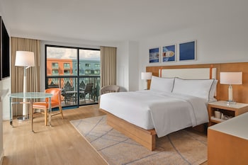 Room, 1 King Bed with Sofa bed, Balcony