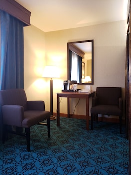 Suite, Multiple Beds