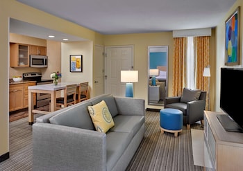 Studio Suite, 1 Double Bed, Accessible, Kitchen (Mobility Tub)