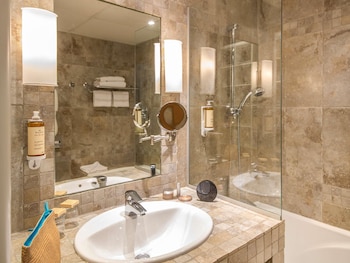Classic Room, 1 Double Bed, Garden View
