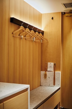 Standard Plus - Twin Room