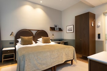 Superior Room (160 cm bed)