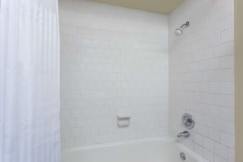 Deluxe Room, 2 Queen Beds
