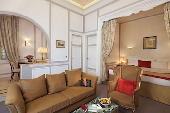 Junior Suite (Eiffel Tower)