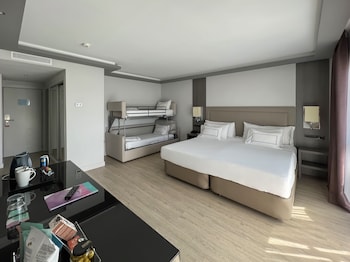 Grand Premium Room (2+2)