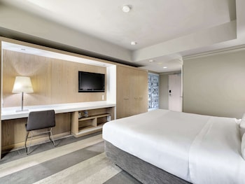 Room, 1 King Bed (Preferred)