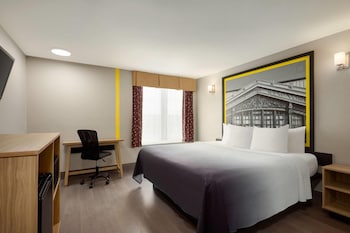 Room, 1 King Bed, Non Smoking