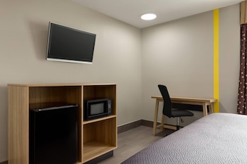 Room, 1 King Bed, Non Smoking