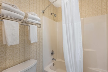Room, 2 Queen Beds, Non Smoking