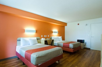 Standard Room, 2 Double Beds, Accessible, Non Smoking