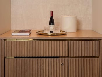 Suite, 1 Bedroom, Corner