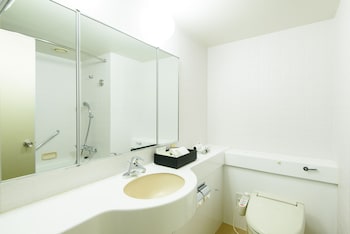 Triple Room, Non Smoking (27sqm, Bed width 120cm and Extra bed 100cm)