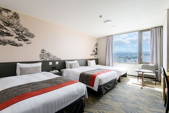 Triple Room, Non Smoking (27sqm, Bed width 120cm and Extra bed 100cm)