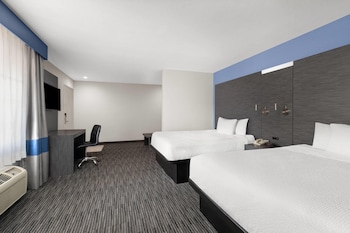 Suite, 2 Queen Beds, Non Smoking (Mini Suite)