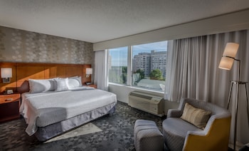 Room, 2 Queen Beds (Hearing Accessible)
