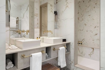 Bridgetower Suite,3 Bedrooms