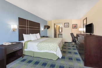 Standard Room, 1 King Bed, Smoking